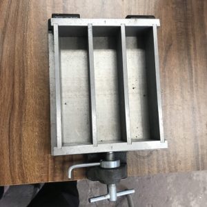 Khuôn đúc mẫu vữa xi măng 40x40x160 bằng gang