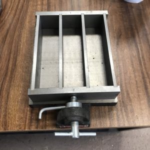 Khuôn đúc mẫu vữa xi măng 40x40x160 bằng gang