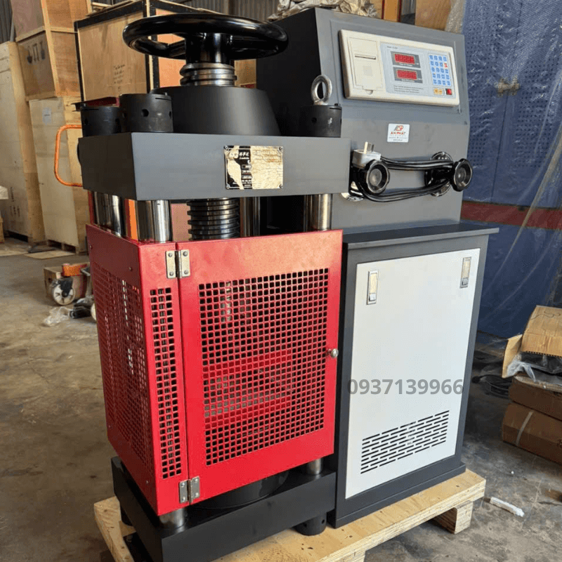 may-nen-be-tong-2000kN-5 Máy nén bê tông 2000kN LS Luda