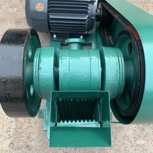 Máy nghiền kẹp hàm PE100x60